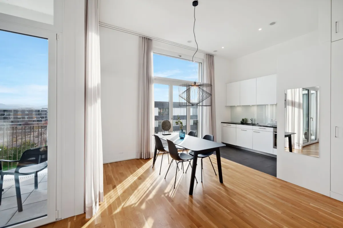 Entdecken Sie stilvolle und komfortable möblierte Wohnungen in Basel. Unsere Apartments bieten hochwertige Möbel und erstklassige Ausstattung für Ihren optimalen Wohnkomfort. Genießen Sie luxuriöses Wohnen in einer der schönsten Städte der Schweiz. Finden